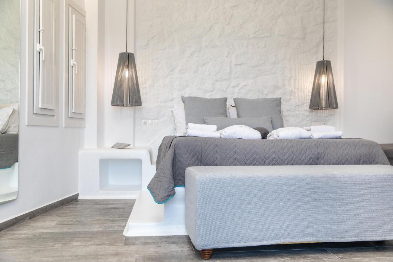 El_Puerto Luxury Port Suites Naxos City Exterior foto
