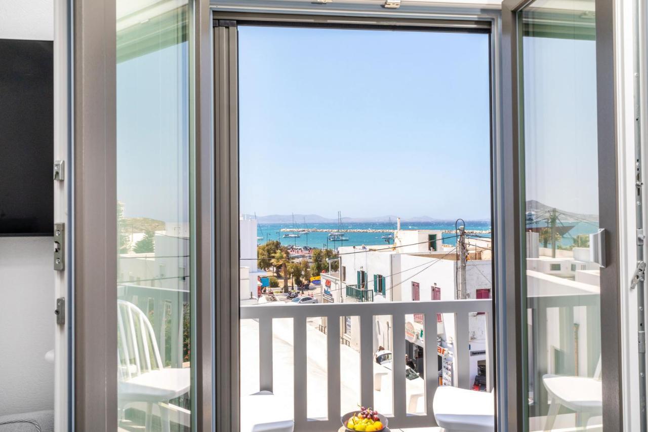 El_Puerto Luxury Port Suites Naxos City Exterior foto