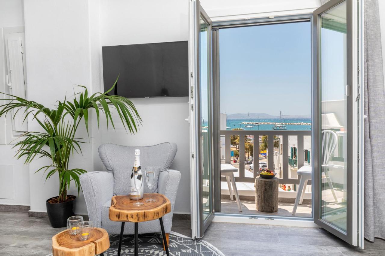 El_Puerto Luxury Port Suites Naxos City Exterior foto